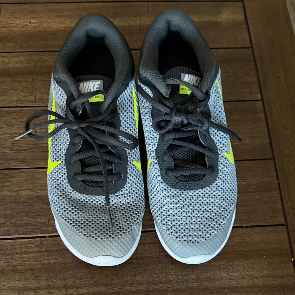 Nike Youth Athletic Shoes in Gray and Neon Yellow
